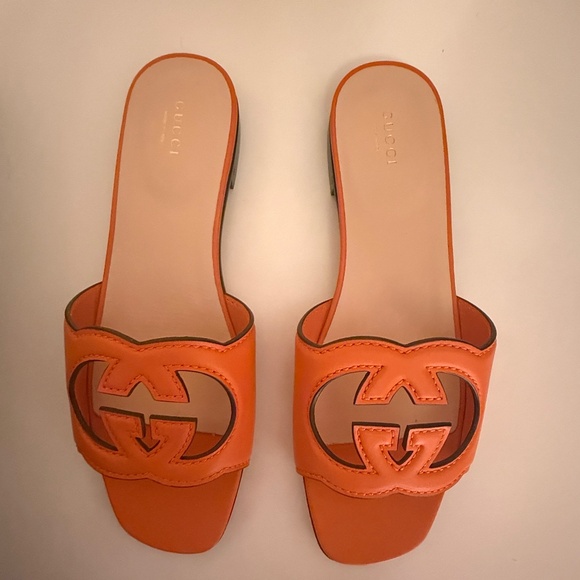 GUCCI Interlocking G Cut Out Sandal - Picture 1 of 6